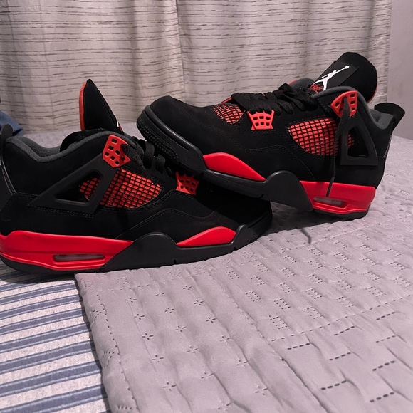 jordan 4 red thunders